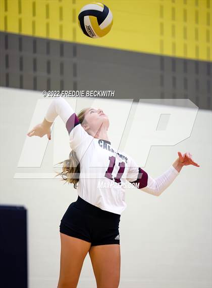 Thumbnail 3 in Callisburg vs. Calvary Academy  (Denison Invitational Showcase) photogallery.