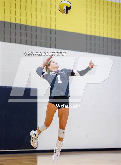 Thumbnail 3 in Callisburg vs. Calvary Academy  (Denison Invitational Showcase) photogallery.