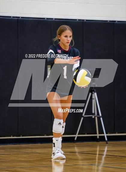 Thumbnail 2 in Callisburg vs. Calvary Academy  (Denison Invitational Showcase) photogallery.