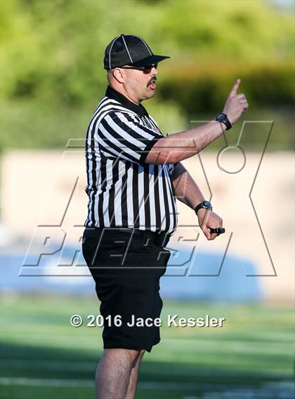 Thumbnail 3 in Culver City @ Crespi photogallery.
