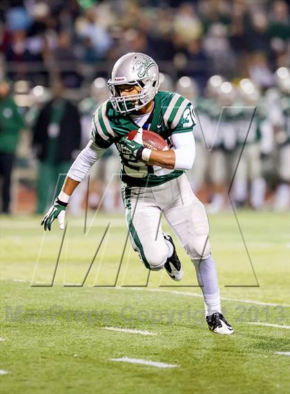 Thumbnail 1 in De La Salle vs. Folsom (CIF NorCal Regional Open Division Final) photogallery.