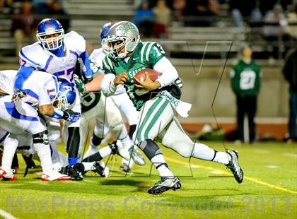 Thumbnail 3 in De La Salle vs. Folsom (CIF NorCal Regional Open Division Final) photogallery.