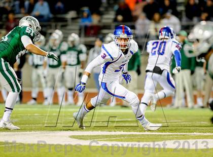Thumbnail 1 in De La Salle vs. Folsom (CIF NorCal Regional Open Division Final) photogallery.