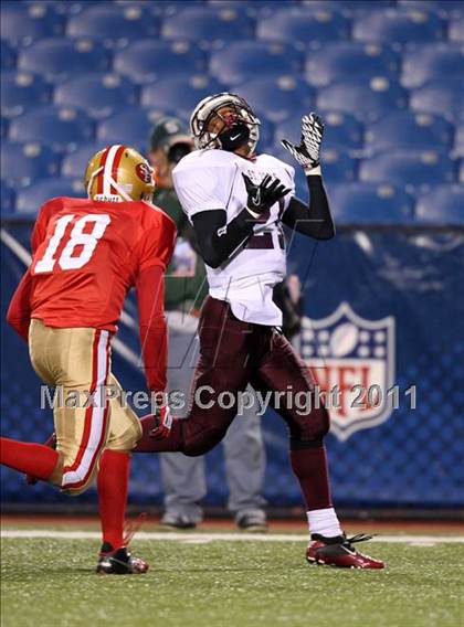 Thumbnail 3 in St. Joseph's Collegiate vs. St. Francis (Monsignor Martin Class AA Final) photogallery.