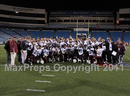 Thumbnail 2 in St. Joseph's Collegiate vs. St. Francis (Monsignor Martin Class AA Final) photogallery.