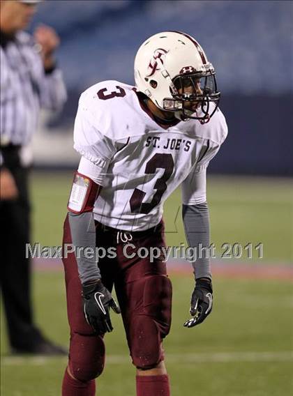 Thumbnail 2 in St. Joseph's Collegiate vs. St. Francis (Monsignor Martin Class AA Final) photogallery.