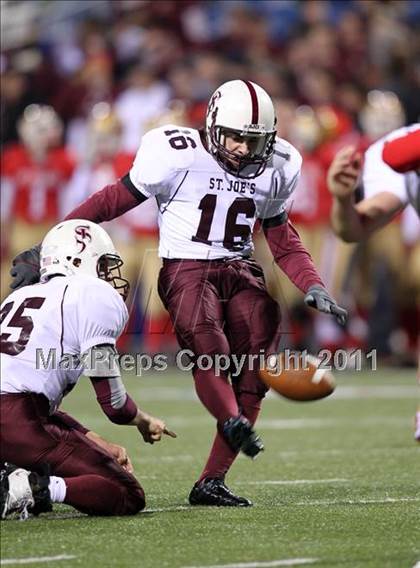 Thumbnail 1 in St. Joseph's Collegiate vs. St. Francis (Monsignor Martin Class AA Final) photogallery.
