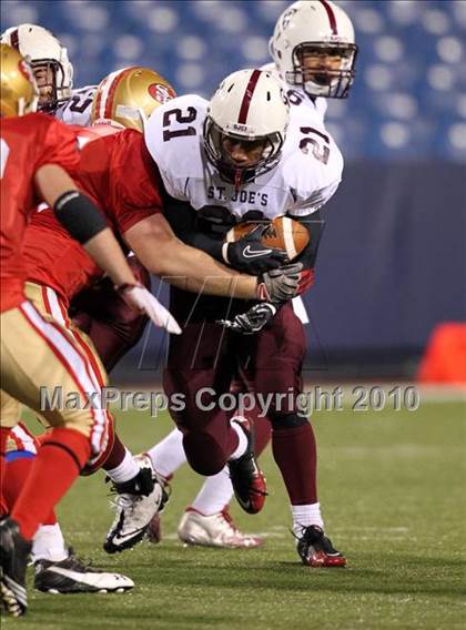 Thumbnail 1 in St. Joseph's Collegiate vs. St. Francis (Monsignor Martin Class AA Final) photogallery.