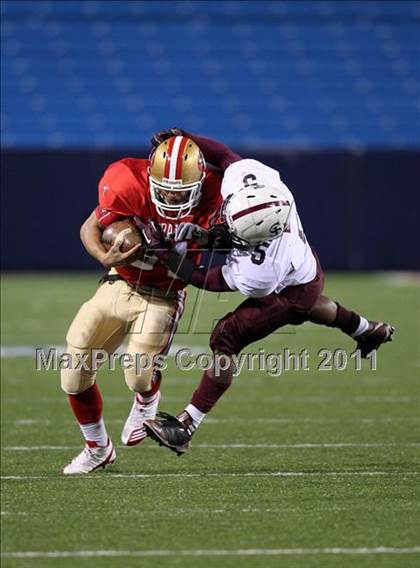 Thumbnail 1 in St. Joseph's Collegiate vs. St. Francis (Monsignor Martin Class AA Final) photogallery.