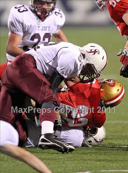 Thumbnail 1 in St. Joseph's Collegiate vs. St. Francis (Monsignor Martin Class AA Final) photogallery.