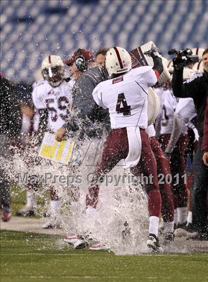 Thumbnail 2 in St. Joseph's Collegiate vs. St. Francis (Monsignor Martin Class AA Final) photogallery.