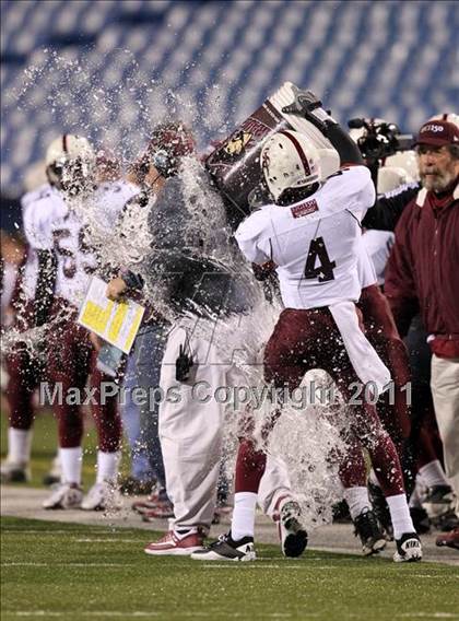 Thumbnail 3 in St. Joseph's Collegiate vs. St. Francis (Monsignor Martin Class AA Final) photogallery.