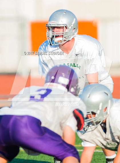 Thumbnail 1 in JV: De La Salle vs Amador Valley (Pittsburg Jamboree) photogallery.