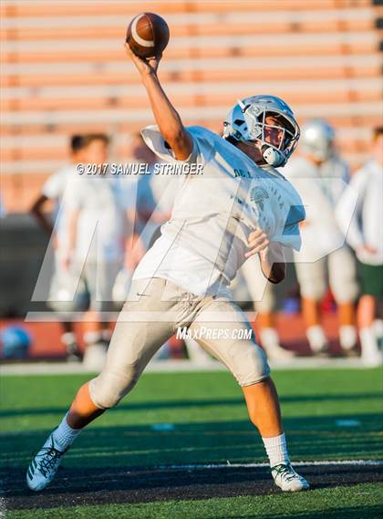 Thumbnail 3 in JV: De La Salle vs Amador Valley (Pittsburg Jamboree) photogallery.