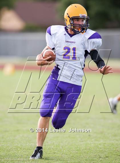 Thumbnail 2 in Ball @ Lutheran South photogallery.