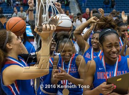 Thumbnail 3 in Dekaney vs. Duncanville (UIL 6A Final) photogallery.