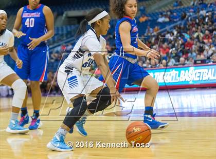 Thumbnail 3 in Dekaney vs. Duncanville (UIL 6A Final) photogallery.