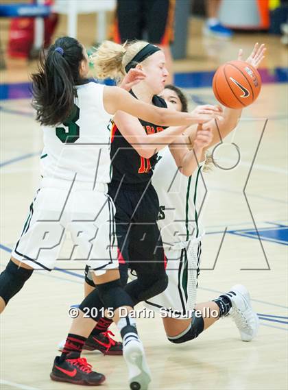 Thumbnail 2 in Chaparral vs Fairmont Prep (NIKE Tournament of Champions) photogallery.