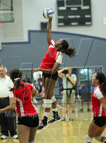 Thumbnail 1 in Albany vs Sacred Heart Cathedral (Nor Cal Classic) photogallery.