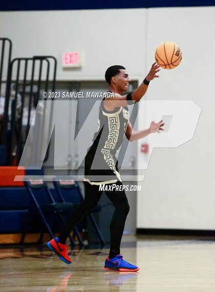 Thumbnail 3 in Agoura vs Knight (8th Annual West Valley Tip-Off Classic) photogallery.