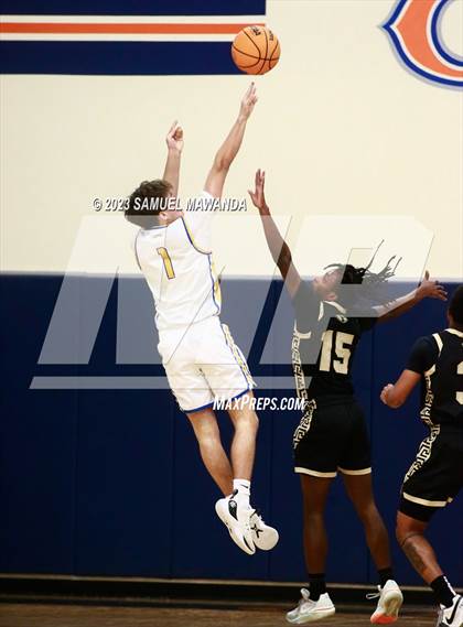 Thumbnail 1 in Agoura vs Knight (8th Annual West Valley Tip-Off Classic) photogallery.