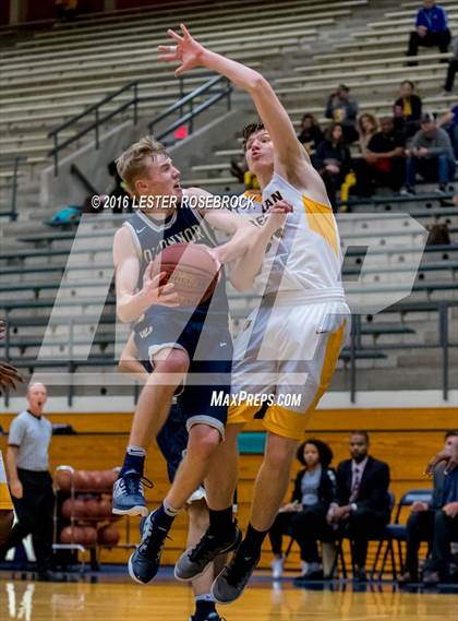Thumbnail 3 in Brennan vs. O'Connor photogallery.