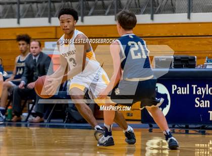 Thumbnail 3 in Brennan vs. O'Connor photogallery.