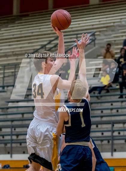Thumbnail 1 in Brennan vs. O'Connor photogallery.