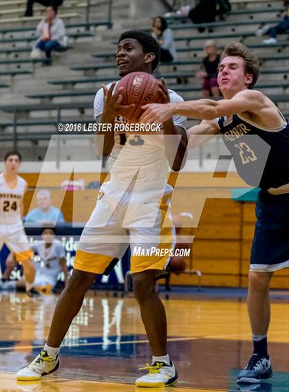 Thumbnail 3 in Brennan vs. O'Connor photogallery.