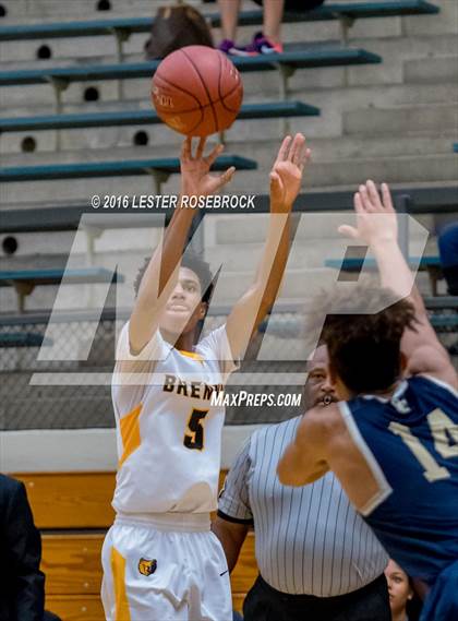 Thumbnail 3 in Brennan vs. O'Connor photogallery.