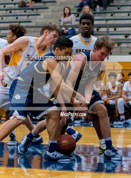 Thumbnail 2 in Brennan vs. O'Connor photogallery.