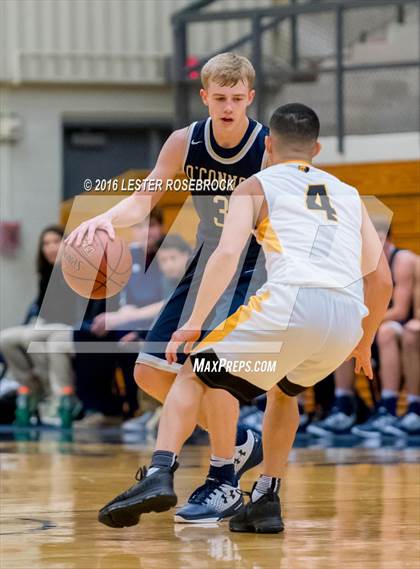 Thumbnail 1 in Brennan vs. O'Connor photogallery.