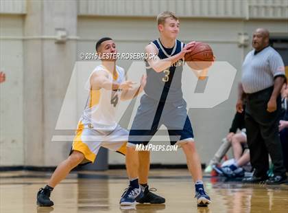Thumbnail 2 in Brennan vs. O'Connor photogallery.