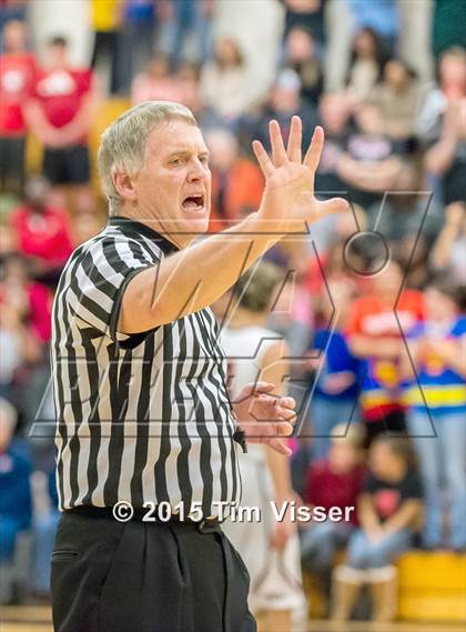 Thumbnail 2 in Eaglecrest vs. Fossil Ridge (CHSAA Sweet 16) photogallery.