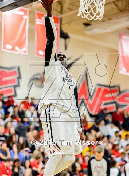 Thumbnail 2 in Eaglecrest vs. Fossil Ridge (CHSAA Sweet 16) photogallery.