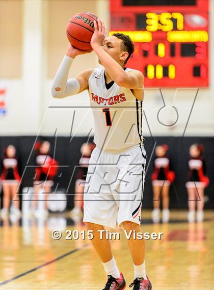 Thumbnail 2 in Eaglecrest vs. Fossil Ridge (CHSAA Sweet 16) photogallery.