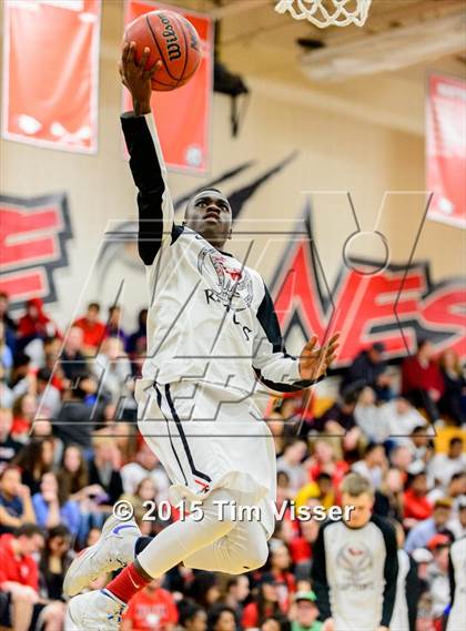 Thumbnail 1 in Eaglecrest vs. Fossil Ridge (CHSAA Sweet 16) photogallery.
