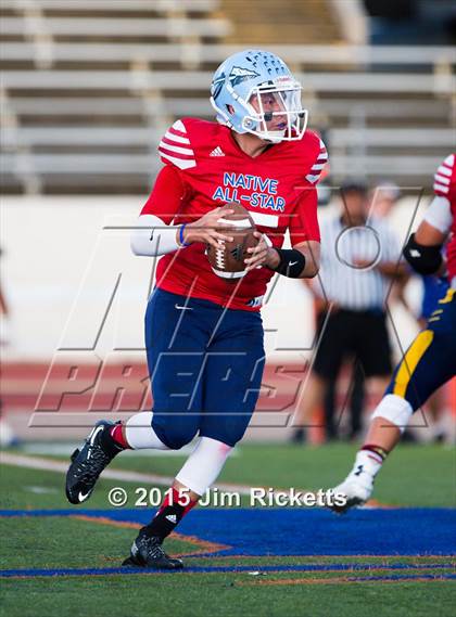 Thumbnail 1 in 2015 Native All-Star Football Classic (Red Hawks vs. Blue Eagles) photogallery.