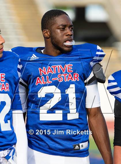 Thumbnail 3 in 2015 Native All-Star Football Classic (Red Hawks vs. Blue Eagles) photogallery.