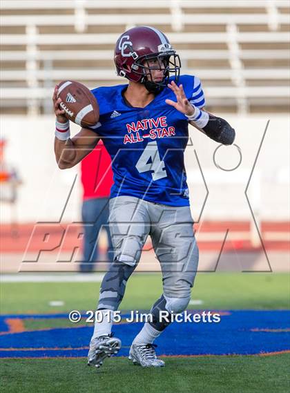 Thumbnail 1 in 2015 Native All-Star Football Classic (Red Hawks vs. Blue Eagles) photogallery.