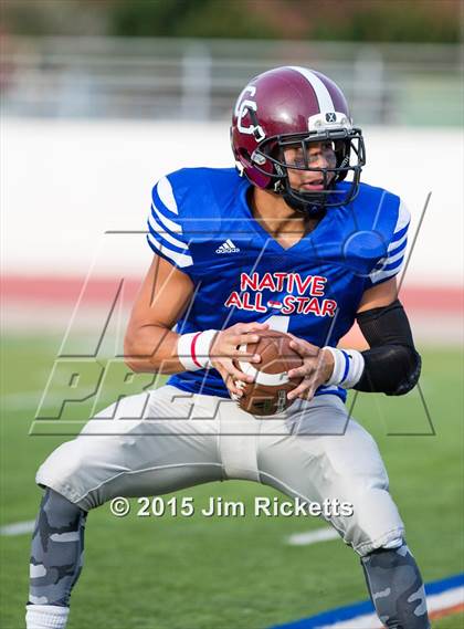 Thumbnail 3 in 2015 Native All-Star Football Classic (Red Hawks vs. Blue Eagles) photogallery.