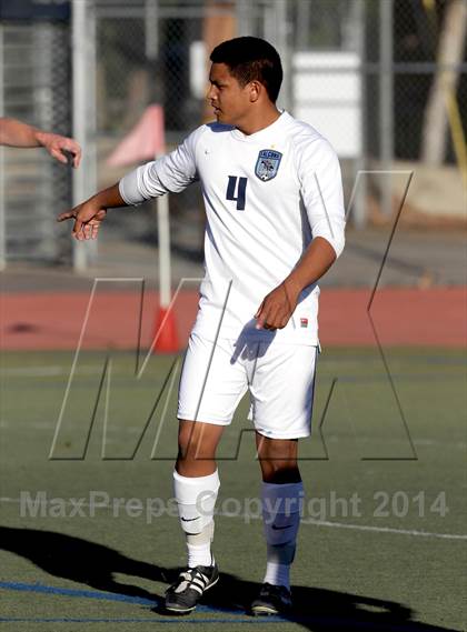 Thumbnail 2 in Burroughs @ Crescenta Valley photogallery.