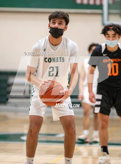 Thumbnail 3 in Design Tech vs James Lick (CCS D4 Round 1 Playoff) photogallery.