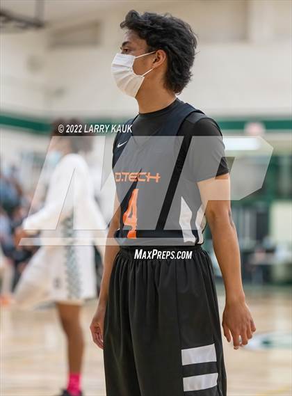 Thumbnail 1 in Design Tech vs James Lick (CCS D4 Round 1 Playoff) photogallery.