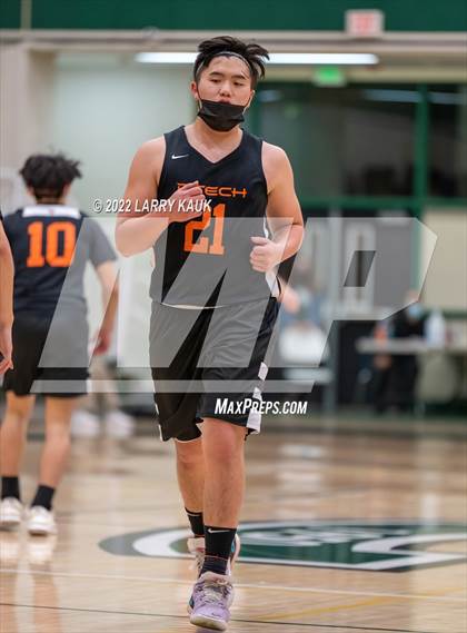 Thumbnail 3 in Design Tech vs James Lick (CCS D4 Round 1 Playoff) photogallery.