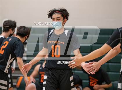 Thumbnail 1 in Design Tech vs James Lick (CCS D4 Round 1 Playoff) photogallery.