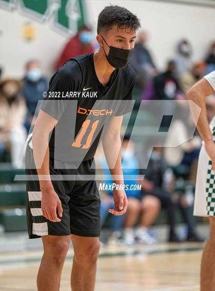 Thumbnail 2 in Design Tech vs James Lick (CCS D4 Round 1 Playoff) photogallery.