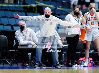 Thumbnail 3 in Summerfield vs. Bellaire (MHSAA D4 Semifinal) photogallery.