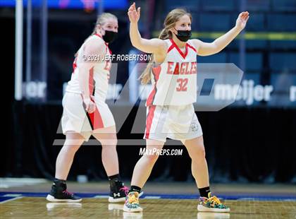 Thumbnail 1 in Summerfield vs. Bellaire (MHSAA D4 Semifinal) photogallery.