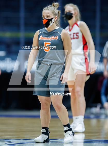 Thumbnail 3 in Summerfield vs. Bellaire (MHSAA D4 Semifinal) photogallery.